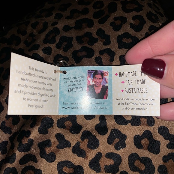 World Finds ring - Picture 2 of 5